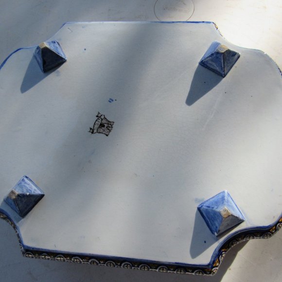 Antique French Faience MAJOLICA Serving Dish Mythical Creatures SIGNED - Picture 6 of 8